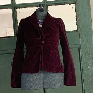 Velvet BB Dakota blazer.